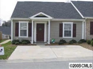 2020 Pin Oak Pl, Cramerton, NC 28032