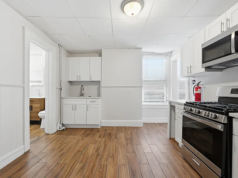 68 Mill St #2 — Photo 3