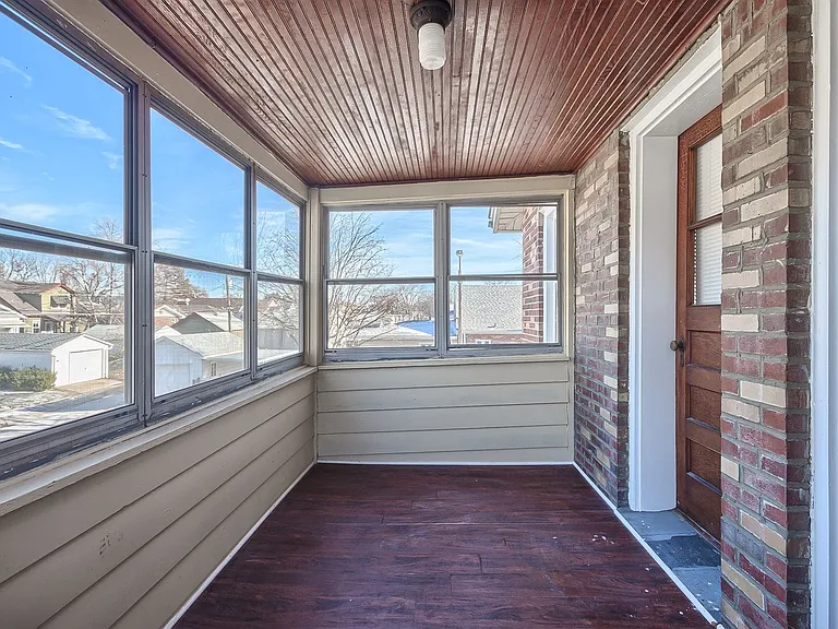 6401 Potomac — Photo 14