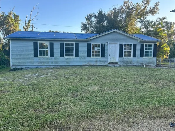 5527 Henley St, Bokeelia, FL 33922