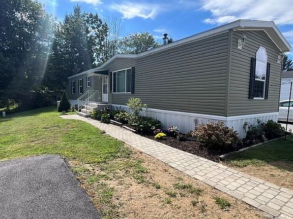 2nd image of 22 Willow Road #22