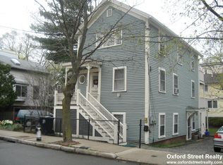 104 Kinnaird St #1, Cambridge, MA 02139