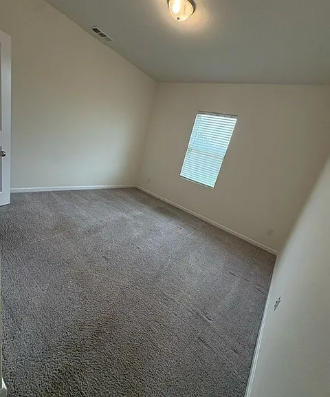 408 Forest St — Photo 5