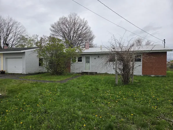 10 Maxwell Lane, Bangor, ME 04401