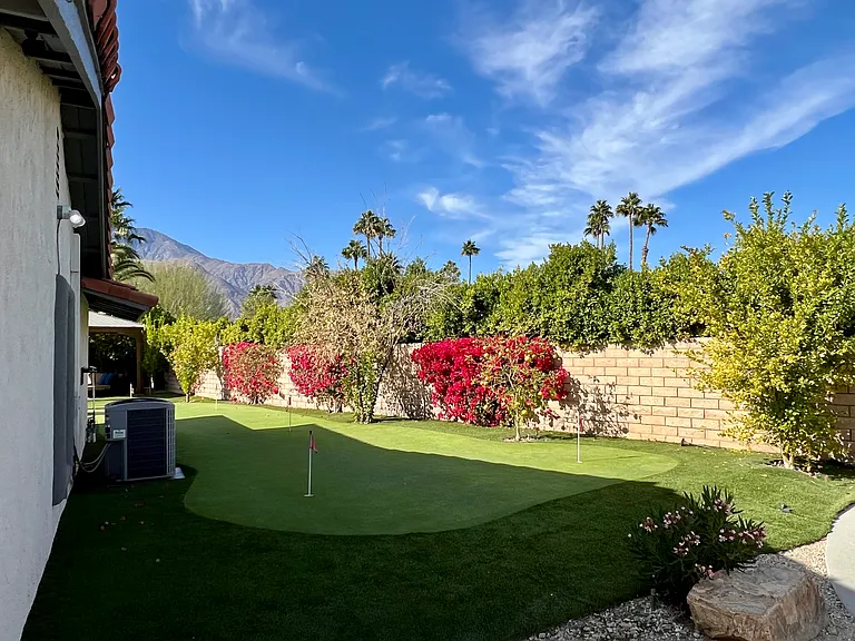 815 N Calle Quetzal — Photo 14