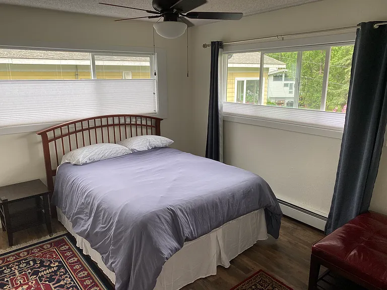 2160 Stanford Dr — Photo 9