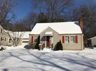 121 Lovell Ave, Windsor, CT 06095