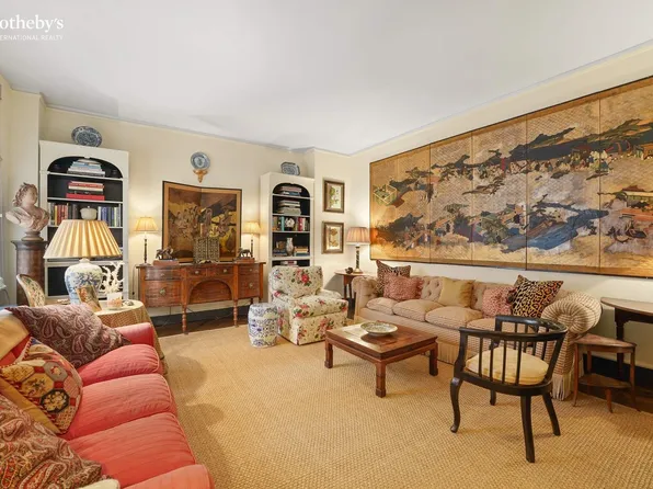 550 Park Avenue image 2 of 10