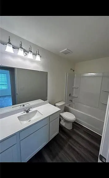 51 Ingleton Dr — Photo 17
