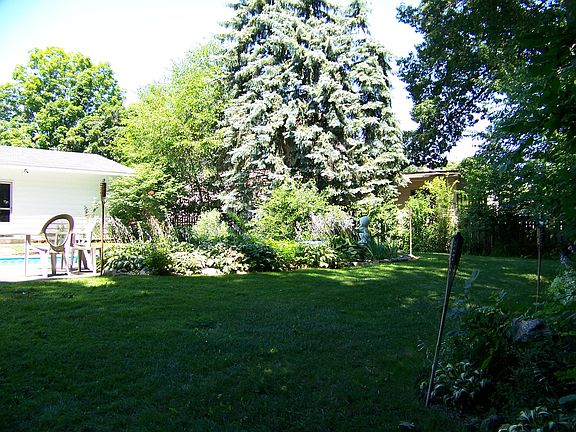 5th image of 3160 Pinedale Dr SW