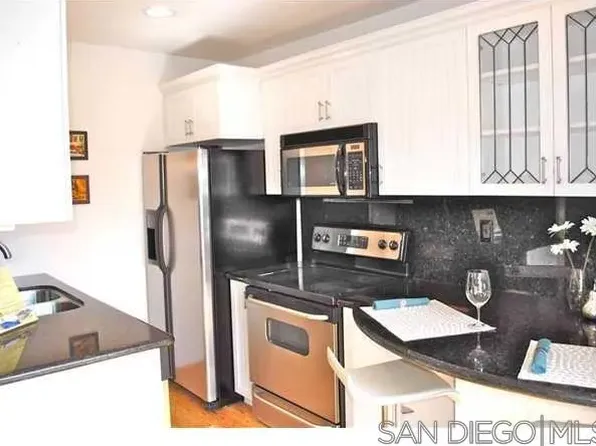 853 Thomas Ave APT 11, San Diego, CA 92109