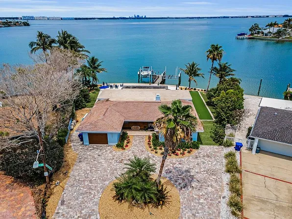 4381 Poinsettia Dr, Saint Pete Beach, FL 33706