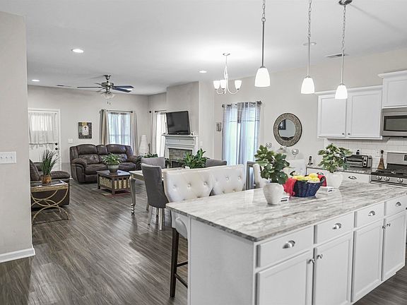 5th image of 709 Shelby Farms Pl