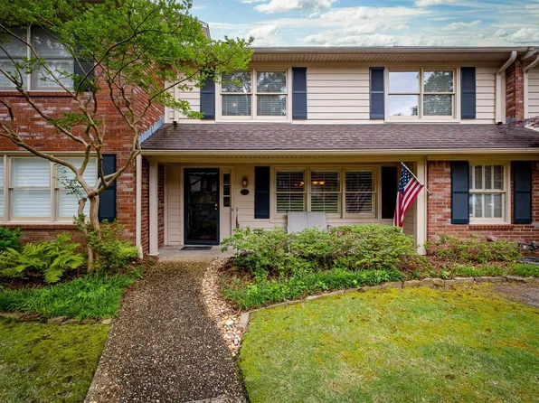 707 Pleasant Valley Dr Unit 21, Little Rock, AR 72227