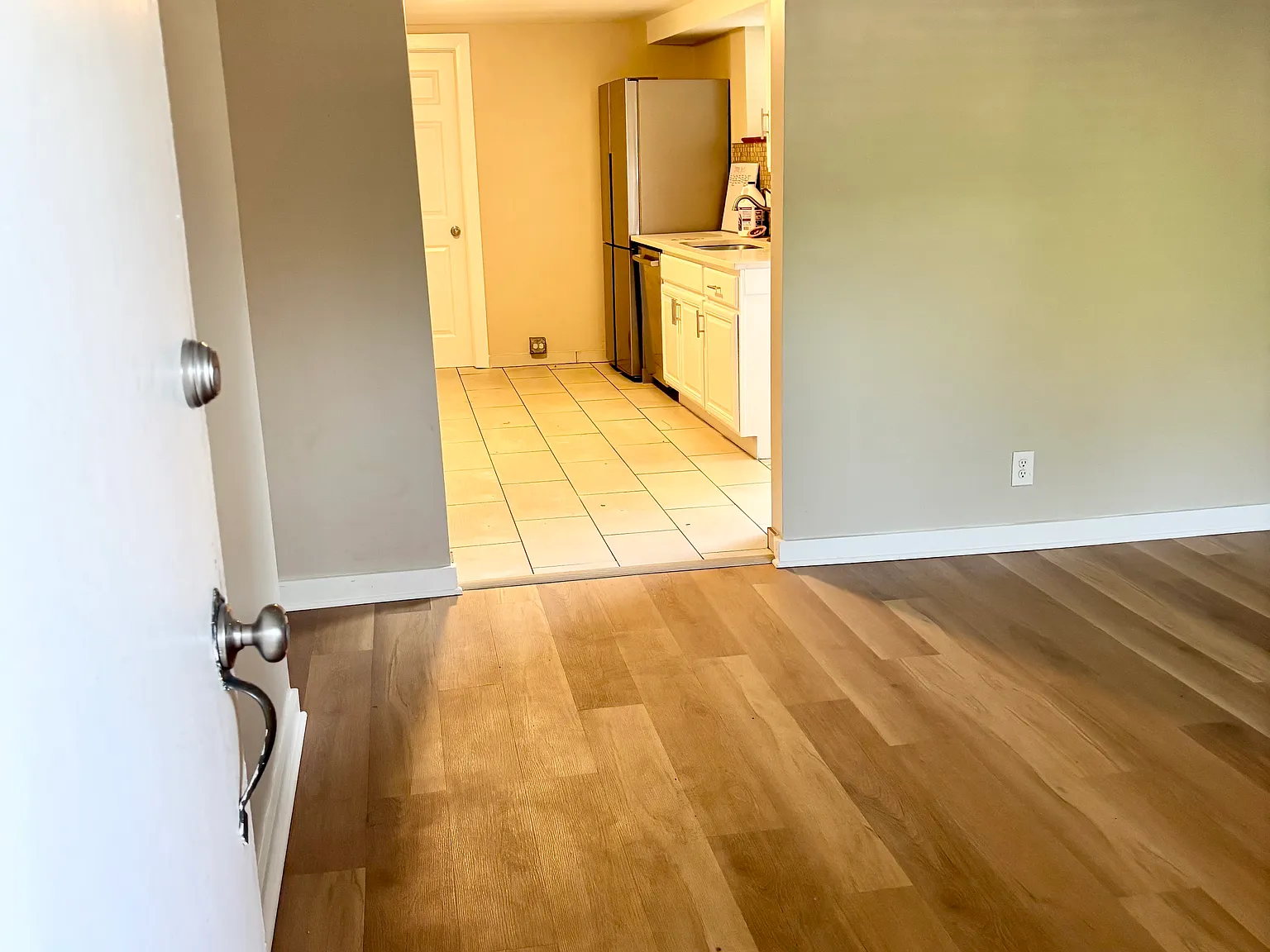 2 bed, 1200 sqft, $1,850 — Photo 3