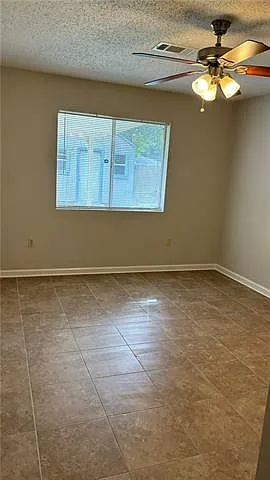 341 Audubon Dr — Photo 8