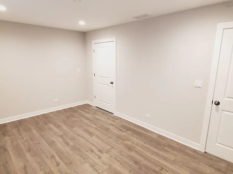 3228 W Potomac Ave #1 — Photo 5