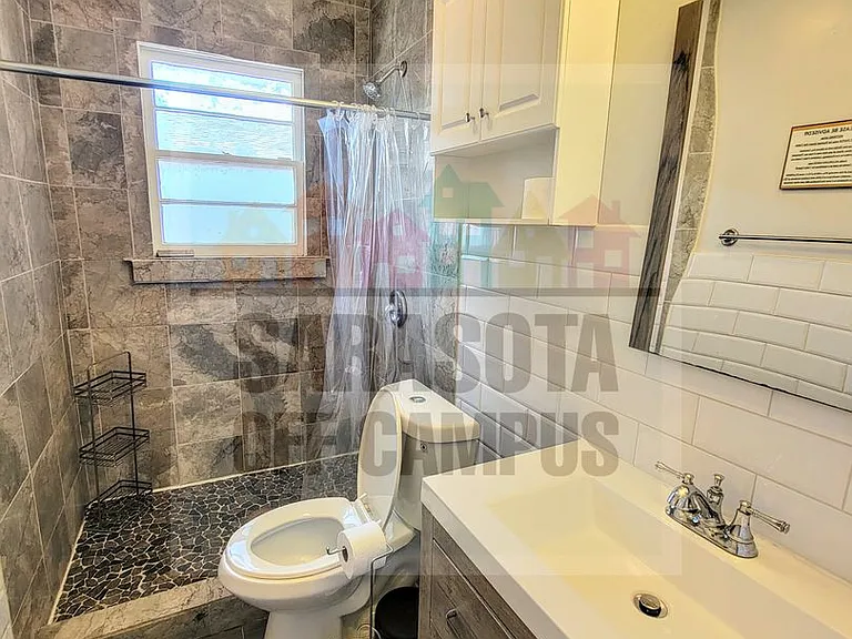 1119 32nd St #A-B — Photo 31