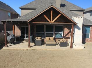 2352 Ranchview Dr, Little Elm, TX 75068