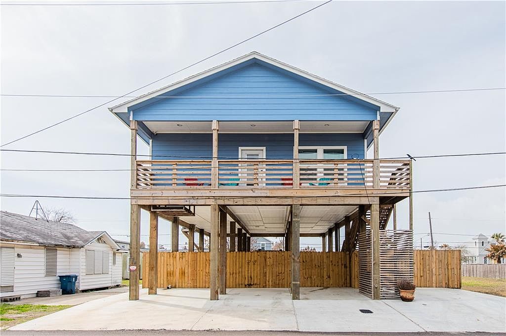224 Brown St Port Aransas Tx 78373 Zillow