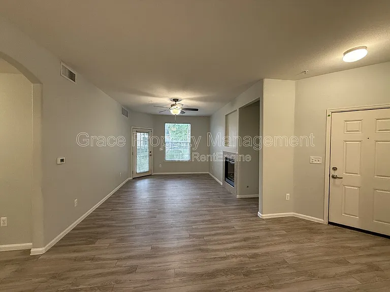 3035 Blue Sky Cir #10-105 — Photo 4