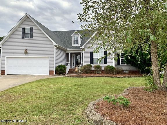 3rd image of 2600 S Chatham Ct