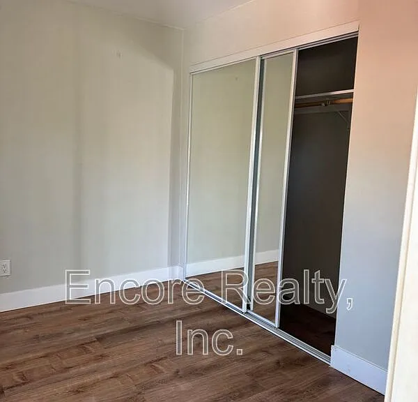 2776 Vista Way — Photo 7