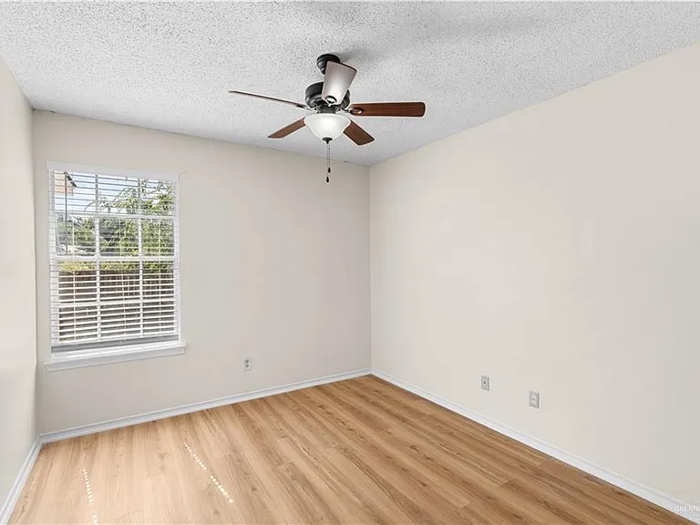 1709 Jonquil Ave — Photo 15