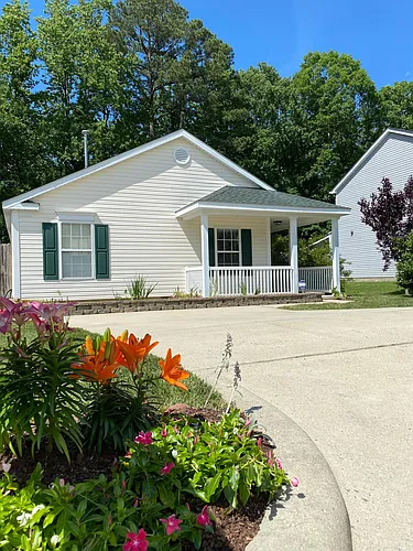 828 Homestead Park Dr Photo 1