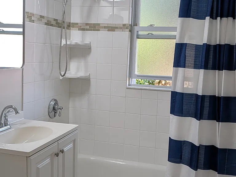 78R Mount Vernon St #1-R — Photo 8