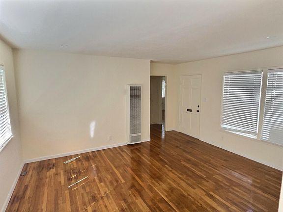 3rd image of 4531 Durfee Ave
