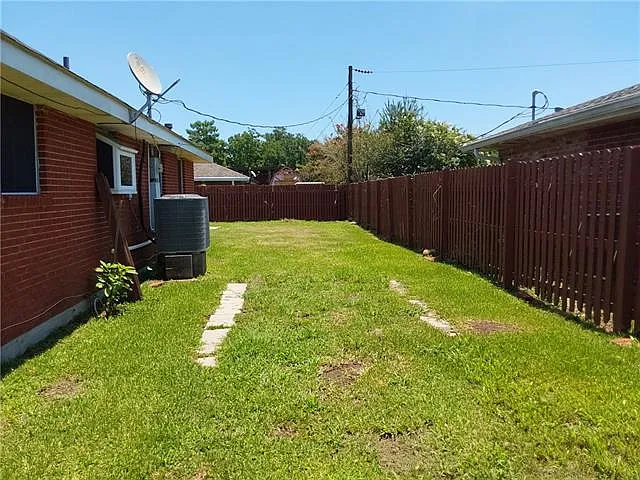 2025 Starling Dr — Photo 31