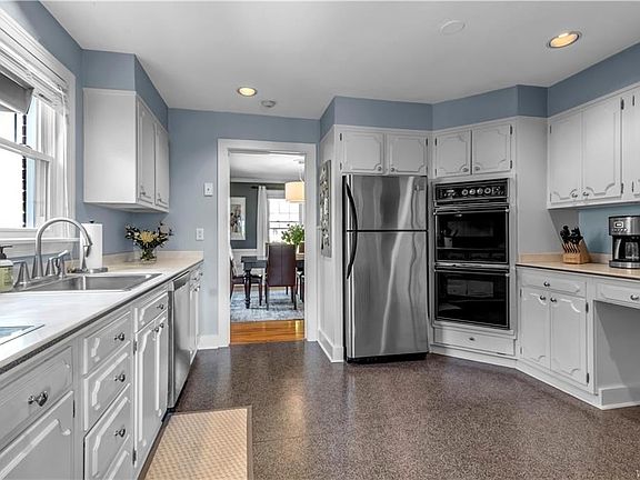 2nd image of 77 Huxley Dr