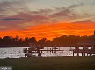 6934 River Drive Rd, Sparrows Point, MD 21219