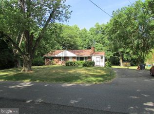 9110 Pine View Ln, Clinton, MD 20735