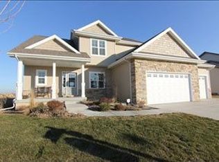 872 Glenwood Dr, Verona, WI 53593
