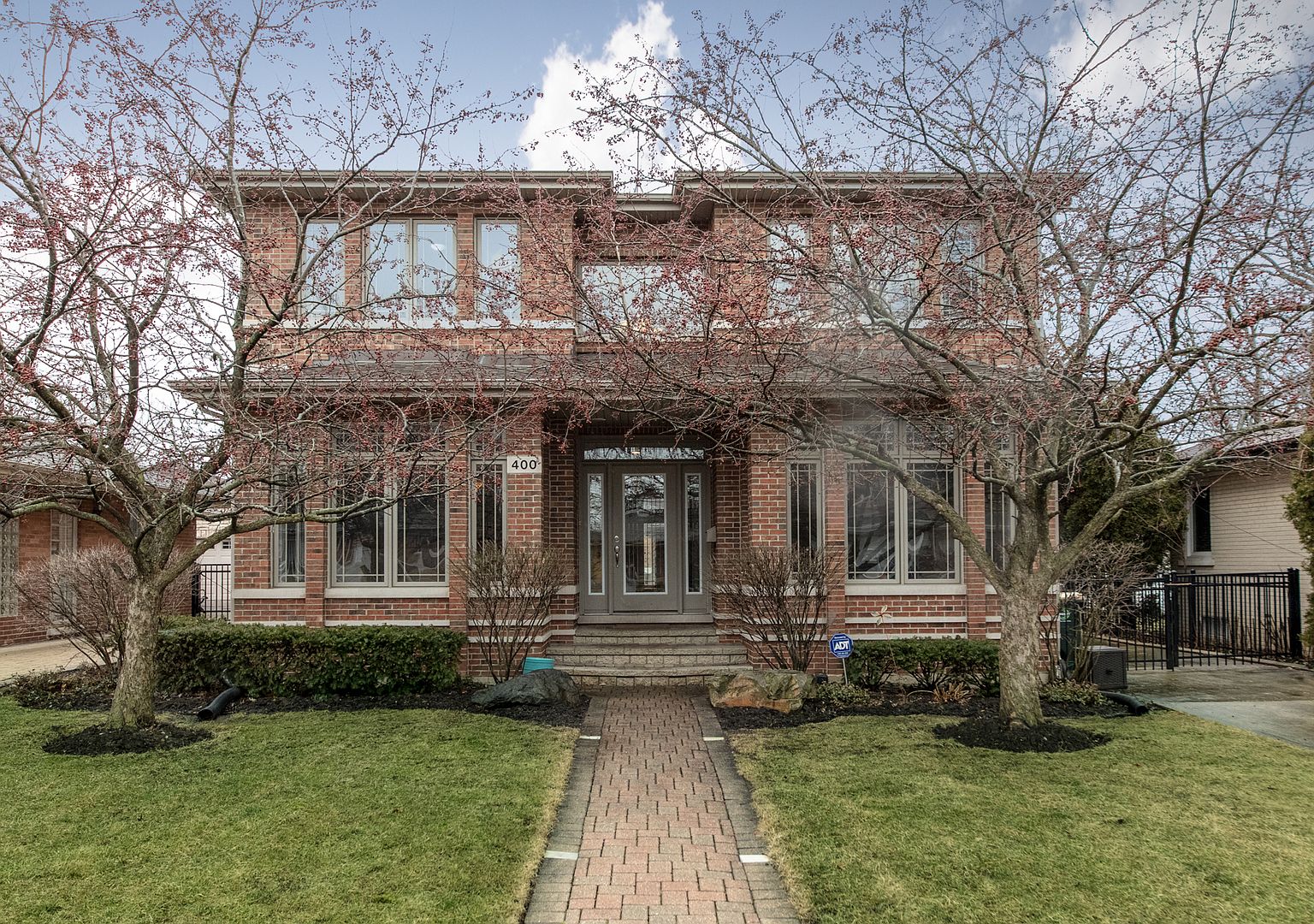 400 N Redfield Ct, Park Ridge, IL 60068 Zillow