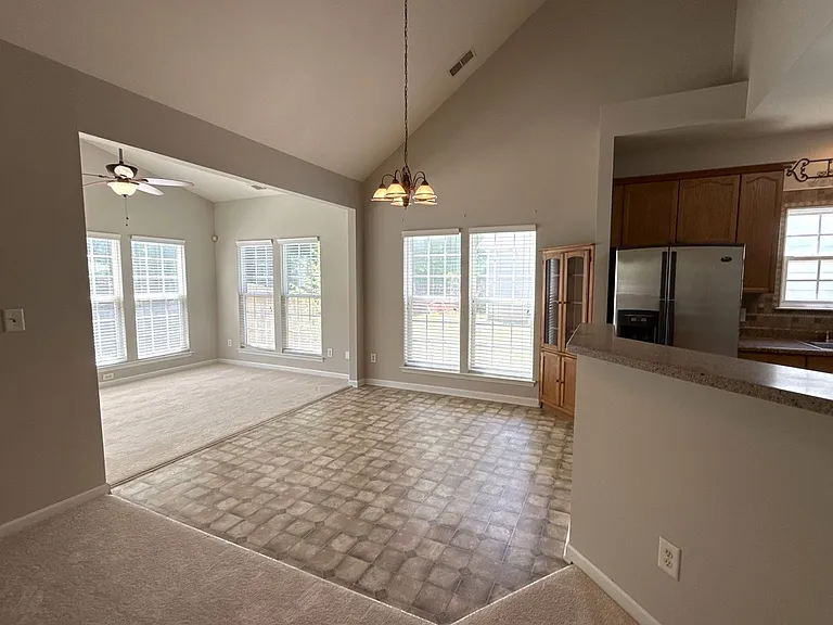 2140 Pineapple Ct — Photo 5
