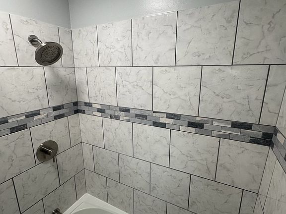 4th image of 1452 N 29th St Floor 1