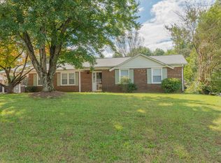 2414 Londonderry Rd, Kernersville, NC 27284