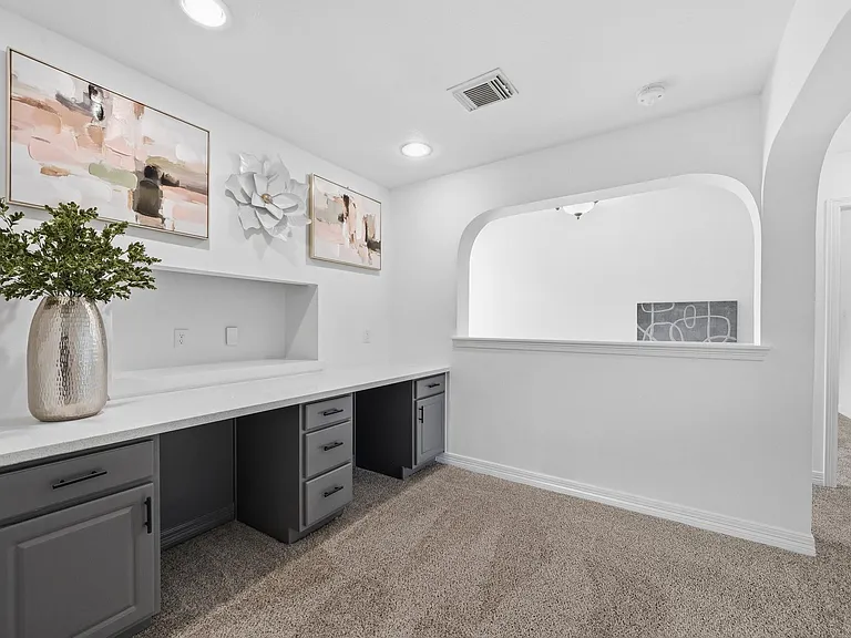 7211 Savannah Glen Ln W — Photo 34