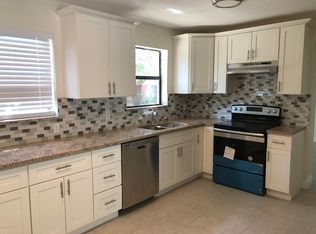 7712 Lazeau Dr, Jacksonville, FL 32211