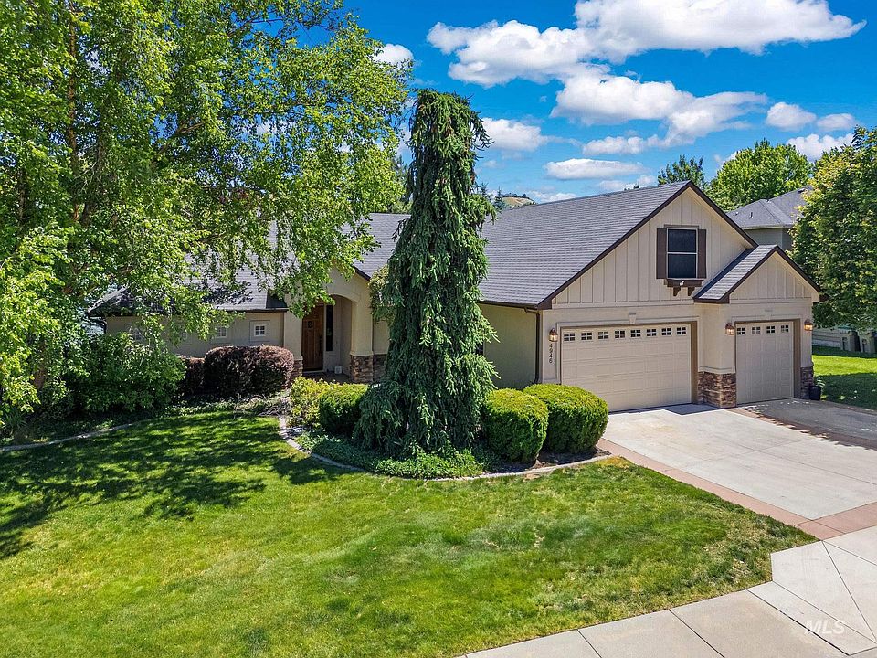 1st image of 4946 N Villa Ridge Way