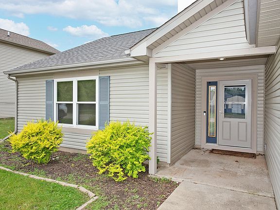 3rd image of 4335 Hadley Ct