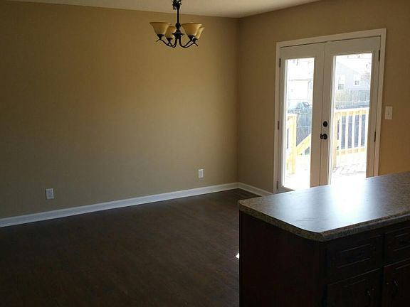 5th image of 1766 Forrestdale Dr