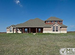6201 Meadowlands Dr, Krum, TX 76249