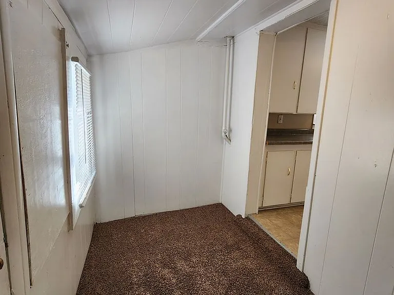 1308 Emma Ave — Photo 15