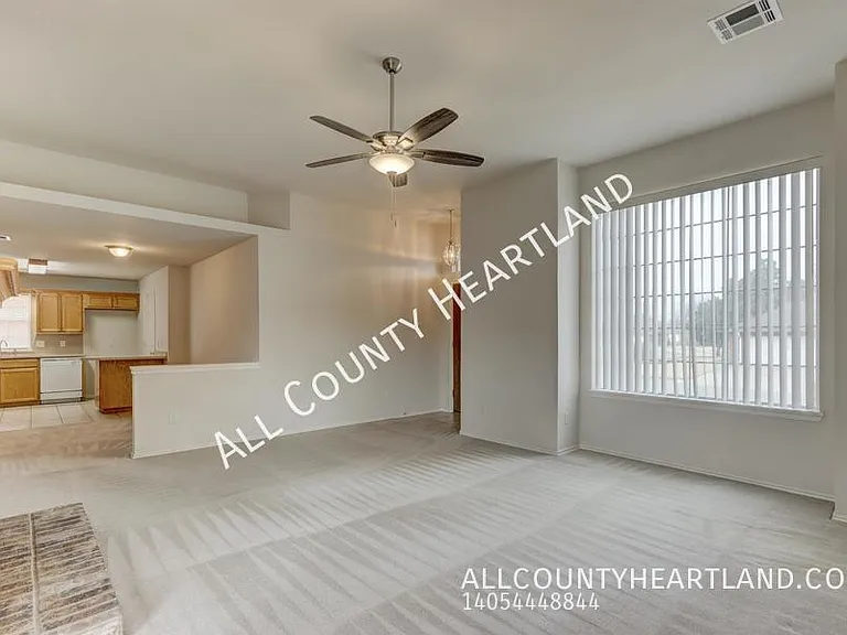 12412 SW 11th St — Photo 6