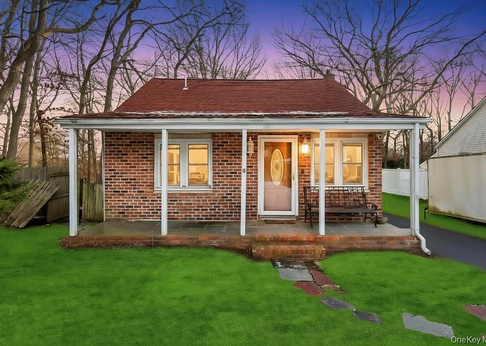 1st image of 260 Springdale Drive