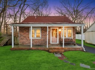 260 Springdale Drive, Ronkonkoma, NY 11779